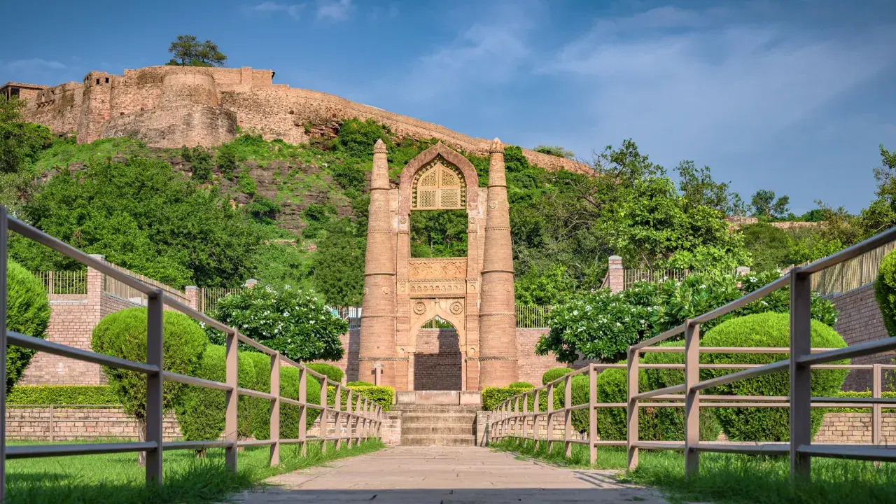 Chanderi, Madhya Pradesh
